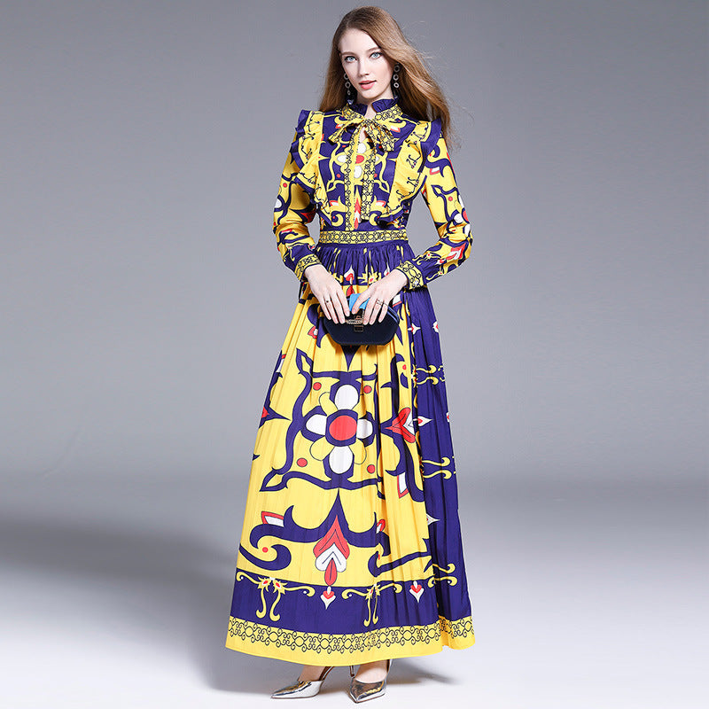 Plisowana sukienka maxi w nadruk